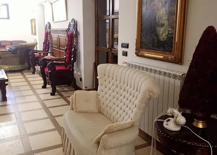 Felicitas Nyaraló Martone