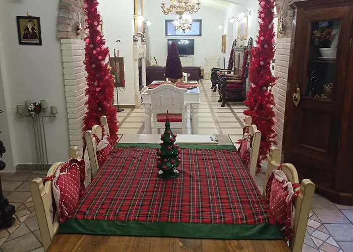 Felicitas Nyaraló *